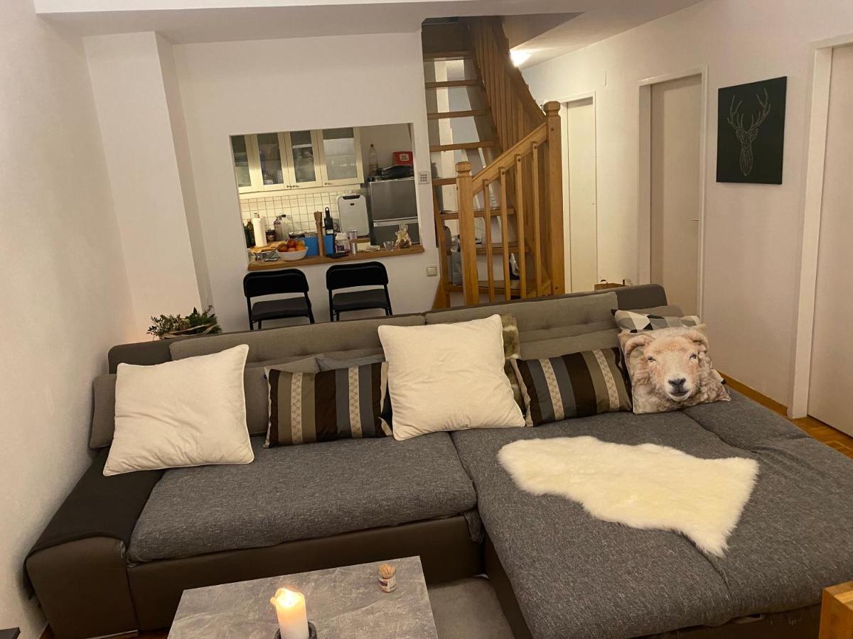 Die Feelgood-Wohnung Am Mondsee Bagian luar foto